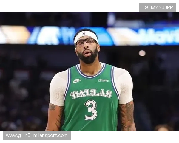 戴维斯伤情成交易导火索,多队递出报价 戴维斯伤情成交易导火索,多队递出报价