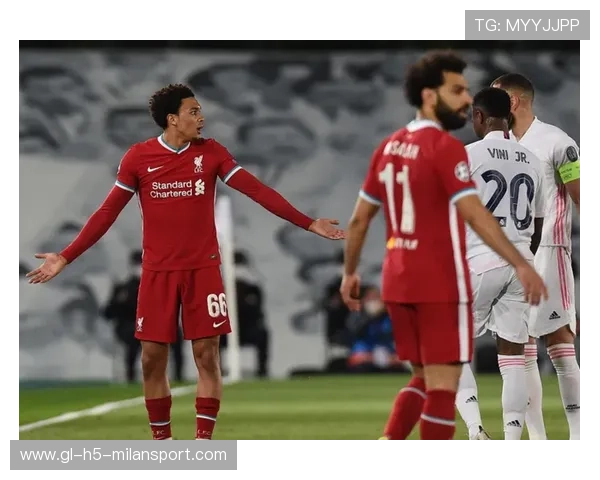 利物浦主场迎战皇马,阿诺德替补席枕戈待旦。,利物浦阿诺德集锦 利物浦主场迎战皇马,阿诺德替补席枕戈待旦。,利物浦阿诺德集锦